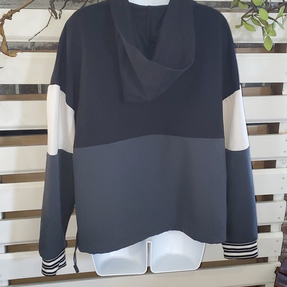 AVIA jacket.      #2847 - Picture 5 of 6